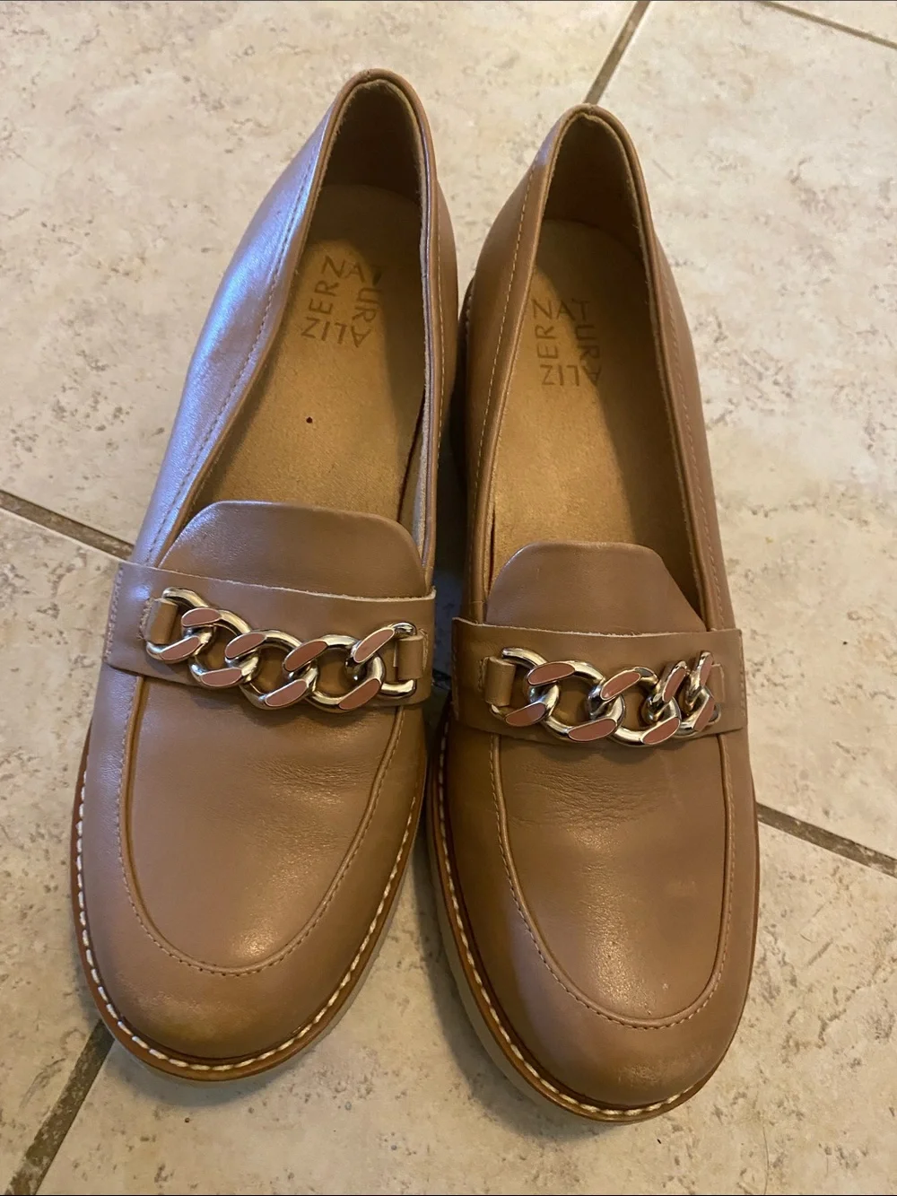 Naturalizer Tan Leather Chain-Trim Loafers